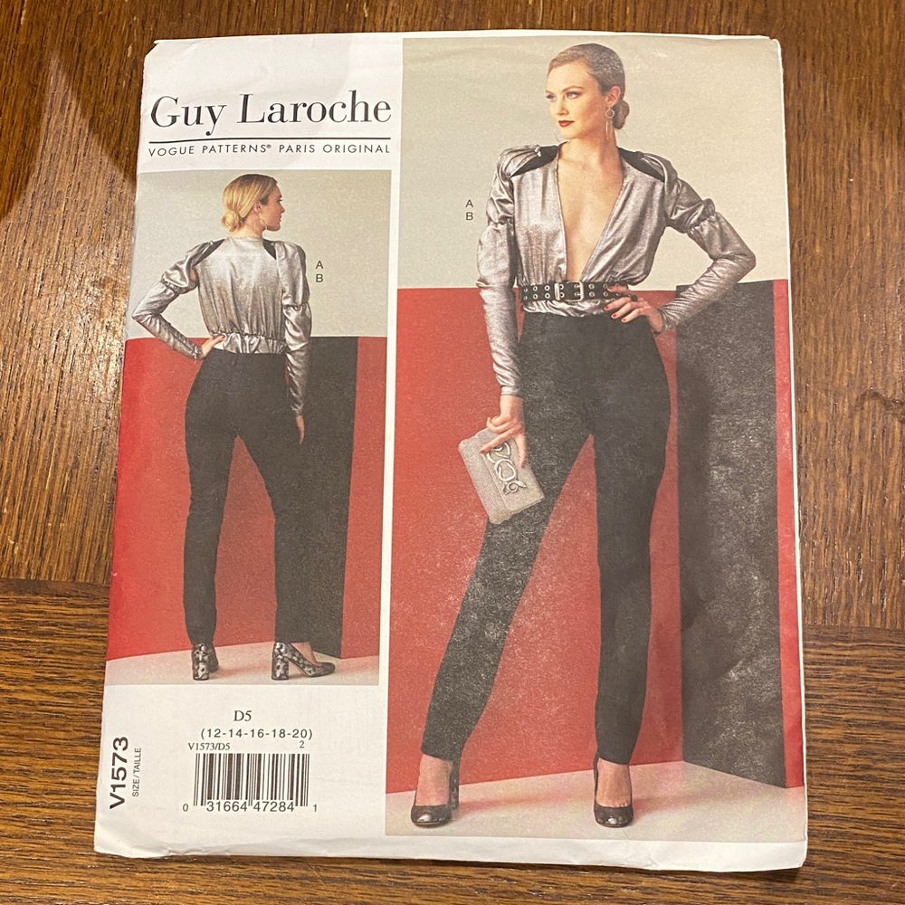 Guy Laroche Vogue Pattern v1573